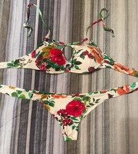Bikini donna elegante usato  Ortona