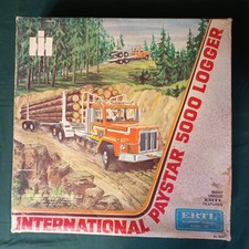 Ertl 8014 international gebraucht kaufen  Sulzbach a.Main