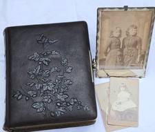 Álbum de fotos antigo de couro em relevo, moldura e carimbo de fotos raro, usado comprar usado  Enviando para Brazil