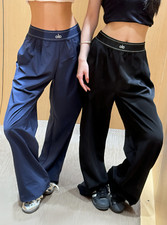 Alo yoga pants for sale  Memphis