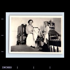 Foto vintage de MULHERES POR ELETRODOMÉSTICOS ANTIGOS comprar usado  Enviando para Brazil