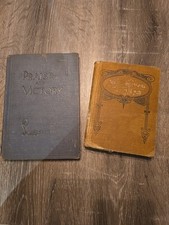 Livro de canções de louvor e vitória comprar usado  Enviando para Brazil