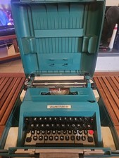 Macchina scrivere olivetti usato  Nocera Superiore