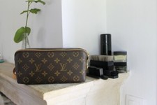 Trousse nécessaire chaussures d'occasion  Paris XVIII