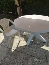 Set tavolo sedie usato  Santa Maria a Monte
