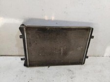 7m3121253f radiateur eau d'occasion  Expédié en France