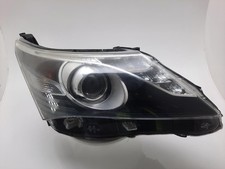 Toyota avensis headlamp for sale  SOUTHAMPTON