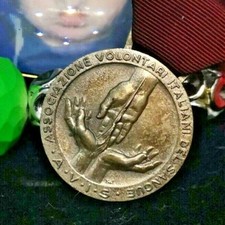 Vecchia medaglia argento usato  Italia