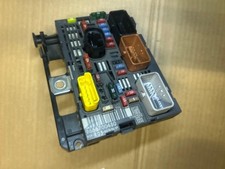 Boitier servitude moteur (BSM) PEUGEOT PARTNER 2 PHASE 1 comprar usado  Enviando para Brazil