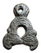 Pingente de amuleto viking antigo de bronze artefato de joia século X-XII comprar usado  Enviando para Brazil