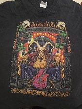 Camiseta RARA 2007 Guitar Hero III Lou’s Inferno tamanho 2xL grande Legends Of Rock PS3 comprar usado Camiseta RARA 2007 Guitar Hero III Lou’s Inferno tamanho 2xL grande Legends Of Rock PS3 comprar usado  Enviando para Brazil