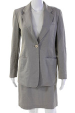 Usado, Mini-saia terno feminino DKNY manga comprida um botão duas peças cinza tamanho 6 comprar usado Usado, Mini-saia terno feminino DKNY manga comprida um botão duas peças cinza tamanho 6 comprar usado  Enviando para Brazil