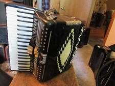 Accordion casino 120 for sale  Minneapolis