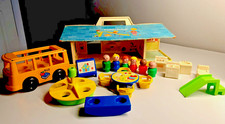 Vintage Fisher-Price 1978 Berçário Escolar, Ônibus Escolar / Todos os Acessórios, Completo comprar usado  Enviando para Brazil