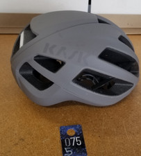 Kask Protone duży szary detaliczny 300 USD na sprzedaż  Wysyłka do Poland