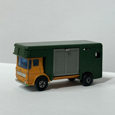 Matchbox series horse gebraucht kaufen  Mainz