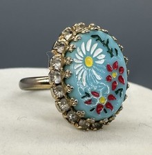 Anel vintage pintado à mão floral margarida vidro tom dourado década de 1960 hippie boho tamanho 8 comprar usado Anel vintage pintado à mão floral margarida vidro tom dourado década de 1960 hippie boho tamanho 8 comprar usado  Enviando para Brazil