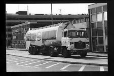 Cv078 esso oil for sale  EAST COWES
