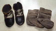 Belle paire de chaussures XIXème Montgolfière BEBE JUMEAU T.8 avec chaussettes comprar usado  Enviando para Brazil