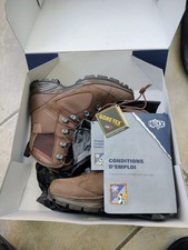 Rangers chaussures militaires d'occasion Rangers chaussures militaires d'occasion  Sérignan-du-Comtat