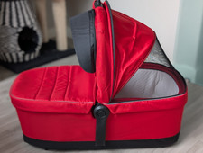 Thule sleek bassinet for sale  Bellevue