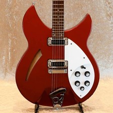 Rickenbacker 330 ruby d'occasion  Expédié en France