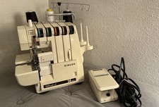 Máquina de costura SINGER Ultralock 14U34B com pedal EXCELENTE ESTADO funciona! comprar usado Máquina de costura SINGER Ultralock 14U34B com pedal EXCELENTE ESTADO funciona! comprar usado  Enviando para Brazil