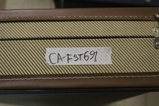 Estojo rígido Fender Stratocaster/Telecaster Road Runner tweed, usado comprar usado  Enviando para Brazil