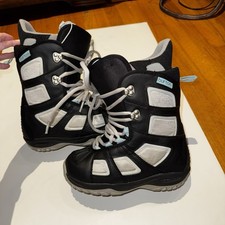 Burton women fader for sale  Livonia