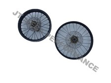 Grandes roues kawasaki d'occasion  Beaucaire