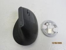 Logitech vertical advanced d'occasion  Expédié en Belgium