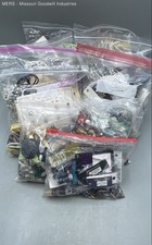 making jewelry materials for sale  Saint Louis