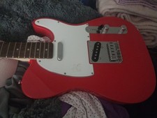Squier da Fender Telecaster em vermelho 2016-2023 comprar usado  Enviando para Brazil