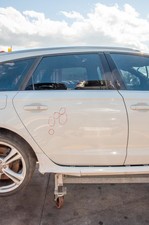 Portiera posteriore destra usato Portiera posteriore destra usato  Italia