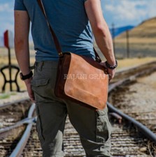 Usado, Bolsa carteiro masculina de couro genuíno feita à mão marrom tiracolo ombro comprar usado  Enviando para Brazil