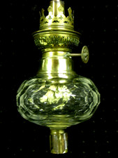 Ancien lampe pétrole d'occasion Ancien lampe pétrole d'occasion  Équeurdreville-Hainneville