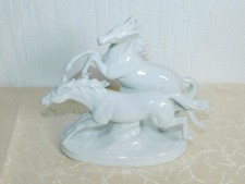 Porcelaine figurine sautant d'occasion  Expédié en France