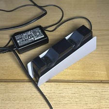 Sony Dock de Rechargement DualSense pour PS5 - Accessoire Officiel comprar usado  Enviando para Brazil