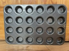 Mini muffin tin for sale  BANBRIDGE