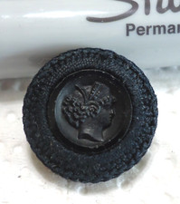 Tecido antigo e botão CAMEO de vidro preto 3/4" comprar usado  Enviando para Brazil