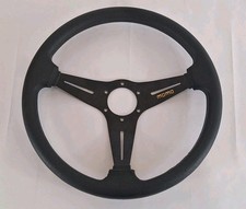 Usado, Volante de corrida MOMO Motorsports 13,5" preto/amarelo (somente volante) clássico  comprar usado Usado, Volante de corrida MOMO Motorsports 13,5" preto/amarelo (somente volante) clássico  comprar usado  Enviando para Brazil