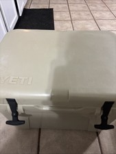 Yeti tundra hard for sale  Macon