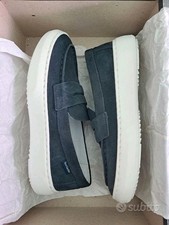 Scarpe mocassino nero usato  Terracina