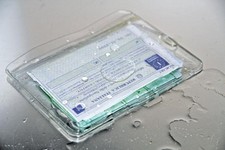 Porta documenti impermeabile usato  Corato