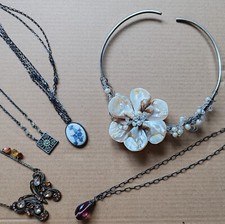 Costume jewellery necklaces for sale  NOTTINGHAM