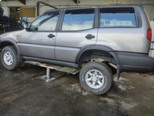 Cardan gauche nissan d'occasion  Escout