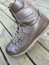 Altberg defender boots for sale  SAFFRON WALDEN