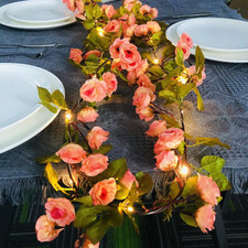 Ghirlanda rose artificiali usato  Roma