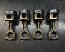 Pistoni originali bmw usato  Sant Angelo a Cupolo