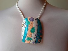 Collier main pâte d'occasion  Campan